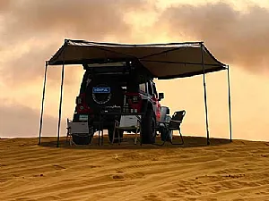 Cómo los toldos laterales mejorarán sus aventuras al aire libre